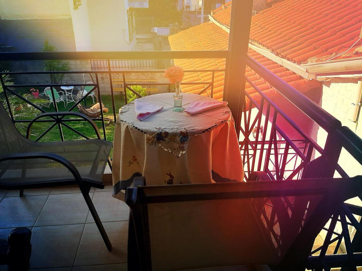 Kikas Apartment 1 กาลัมปากา ภายนอก รูปภาพ