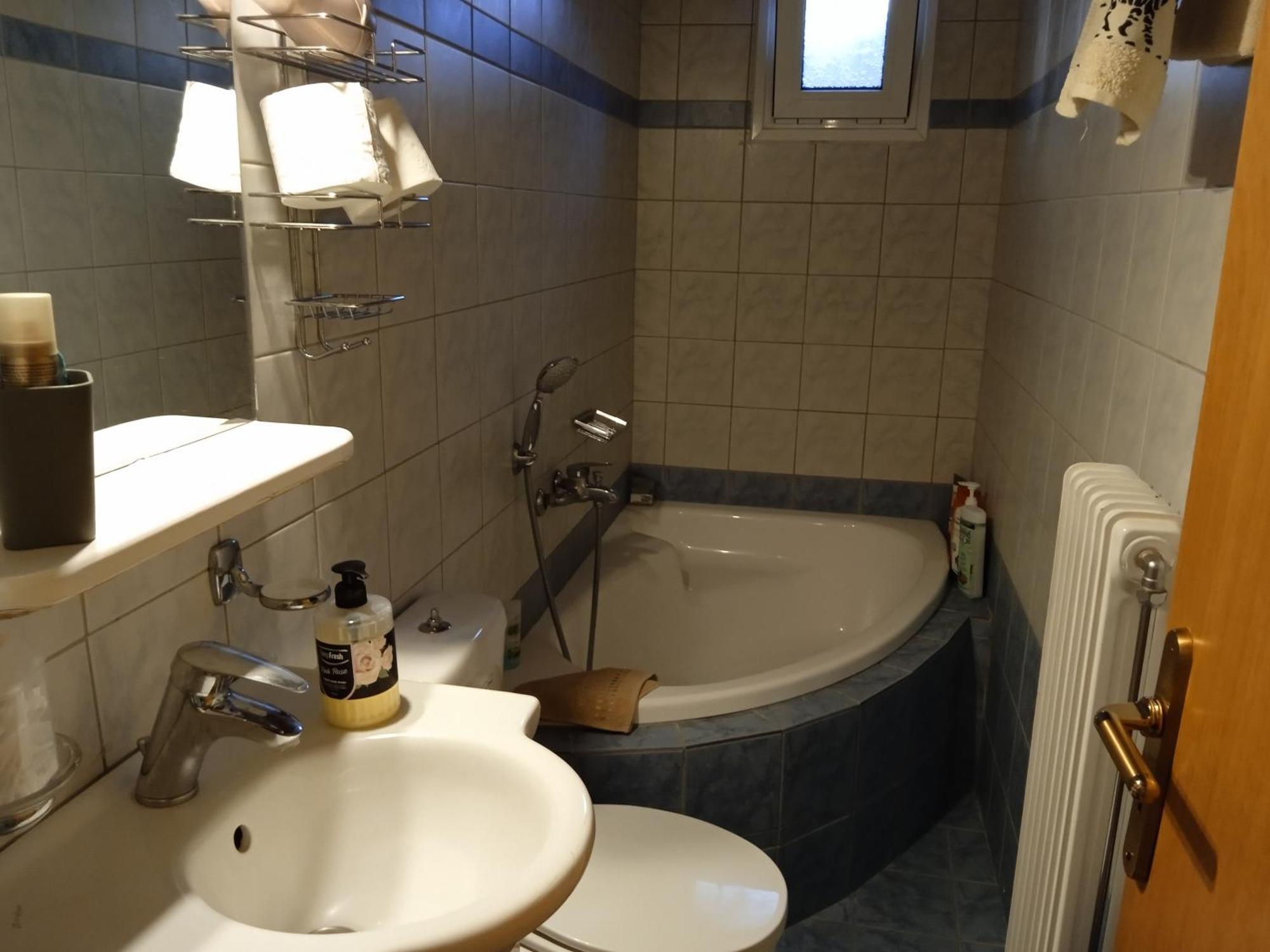 Kikas Apartment 1 กาลัมปากา ภายนอก รูปภาพ