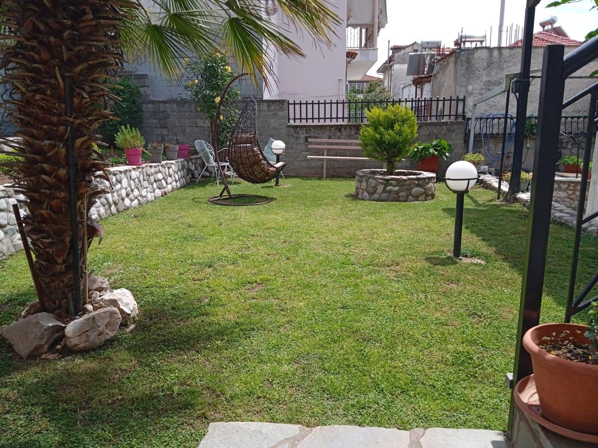 Kikas Apartment 1 กาลัมปากา ภายนอก รูปภาพ